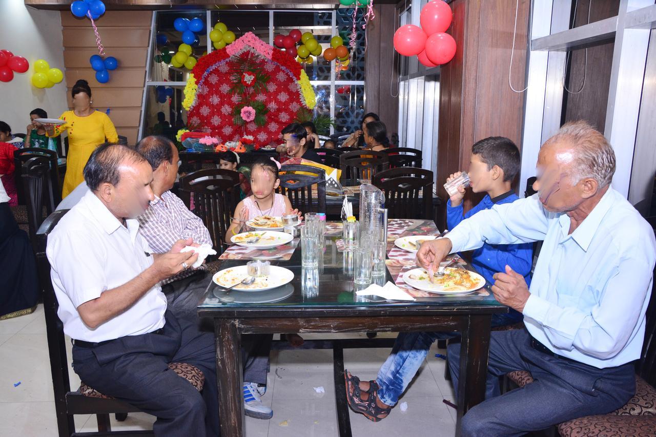 Hotel Devbhoomi Inn Rishīkesh Eksteriør bilde