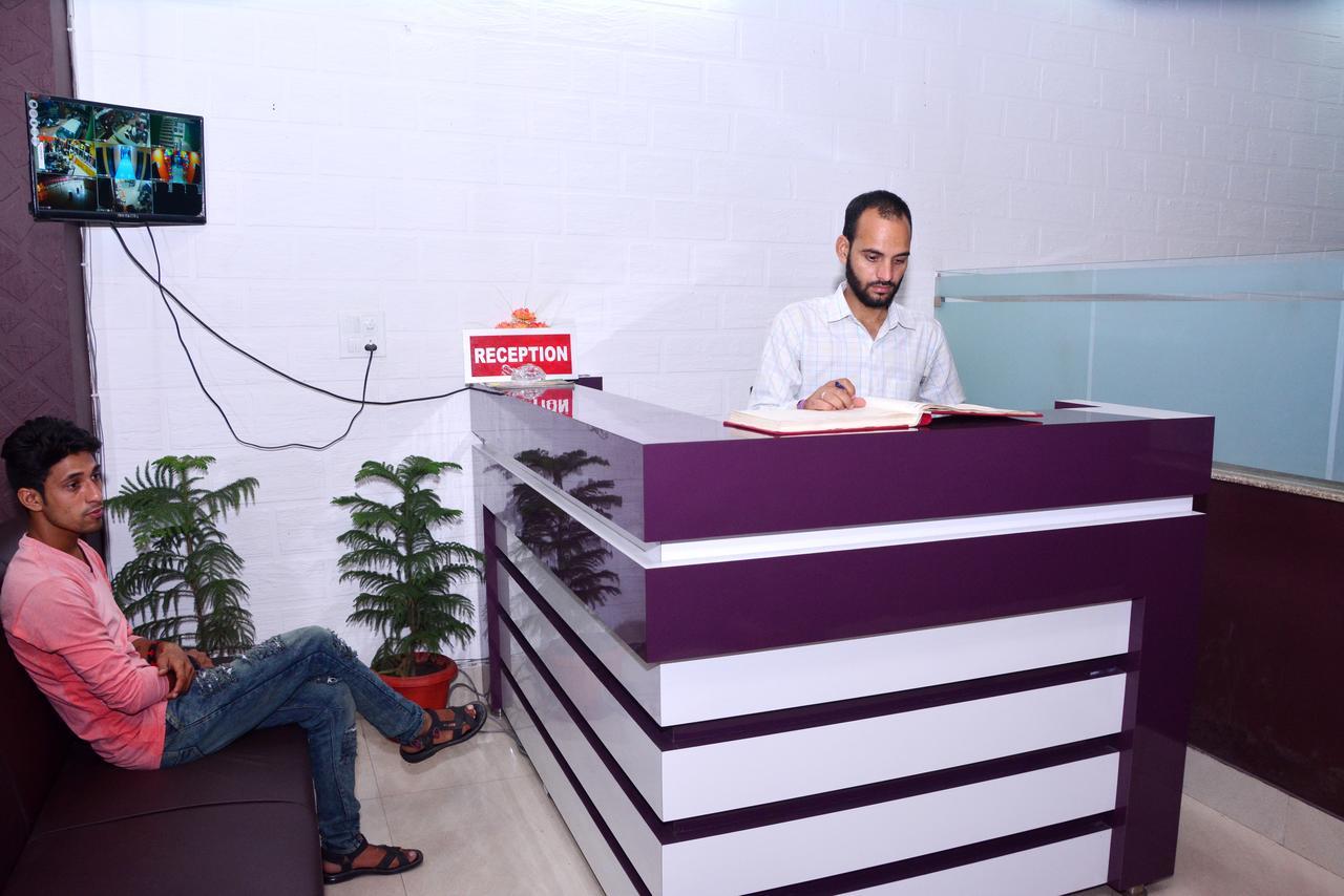 Hotel Devbhoomi Inn Rishīkesh Eksteriør bilde
