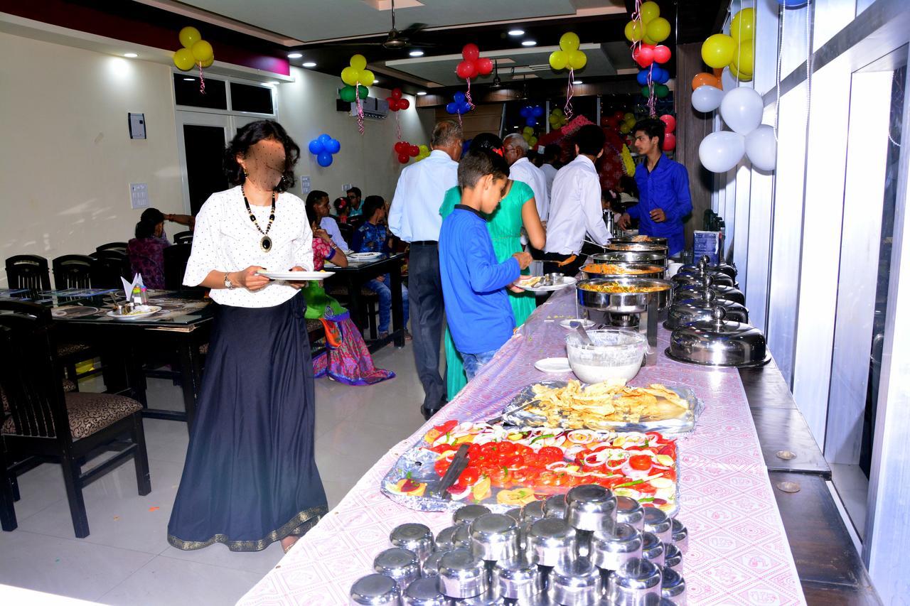 Hotel Devbhoomi Inn Rishīkesh Eksteriør bilde